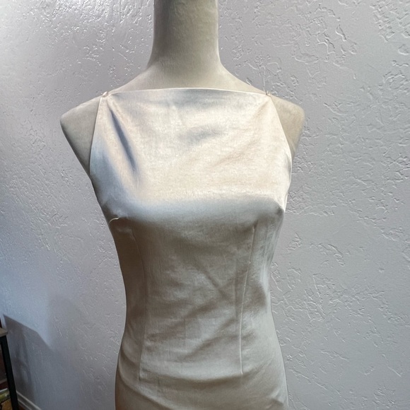 MESHKI Champagne Satin Gown XXS NWT Elegant Formal Dress with Slit - Picture 16 of 16